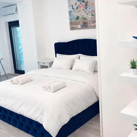Lägenhet Rezerva Un Val- Zona Lidl Mamaia Nord-complex Almar