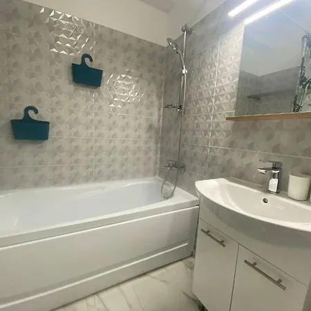 Rezerva Un Val- Zona Lidl Mamaia Nord-complex Almar Lägenhet